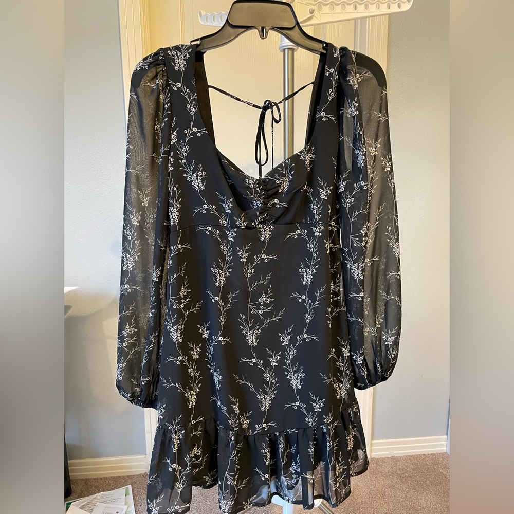 Floral Print Ruffle Open Back Dress